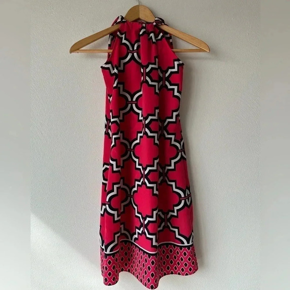 Crown & Ivy Geo Print Fuchsia White Navy Halter Tie Dress - Picture 2 of 8